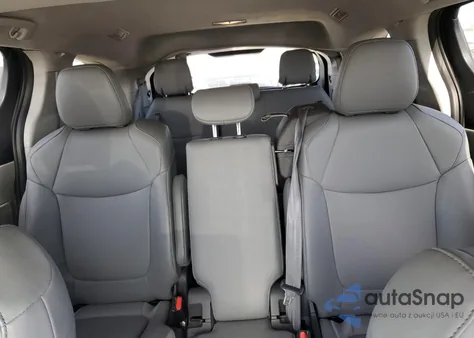 2023 Toyota Sienna Xle z USA, uszkodzony, nr VIN 5TDYRKEC2PS172660